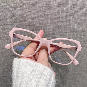 PC Frame material: Polycarbonate Lens material: Polycarbonate Temple material: P sunglasses in Style B with cat-eye