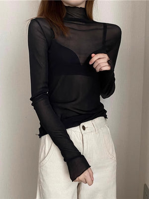 Polyester 90%& t-shirt in White with slim silhouette
