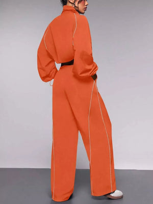 tracksuit in Black with contrast stitching and cropped