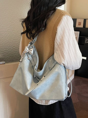 Black with handbag with adjustable strap 8