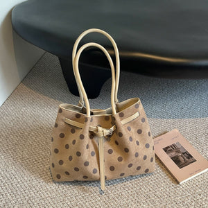shoulder bag in Black with polka dot and shoulder strap