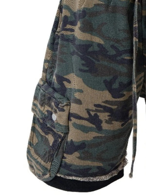 Camo cargo shorts with raw hem and buttoned pocket detail