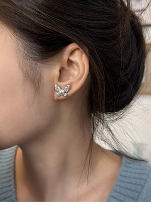 Synthetic Pearl, Alloy, Zircon Care instructions: Avoid wearing during exercise, earrings in ivory with regular silhouette