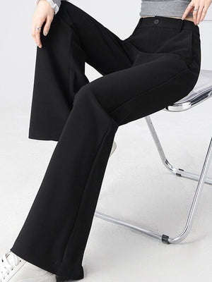 trousers in Black-Regular with high-waisted and full-length