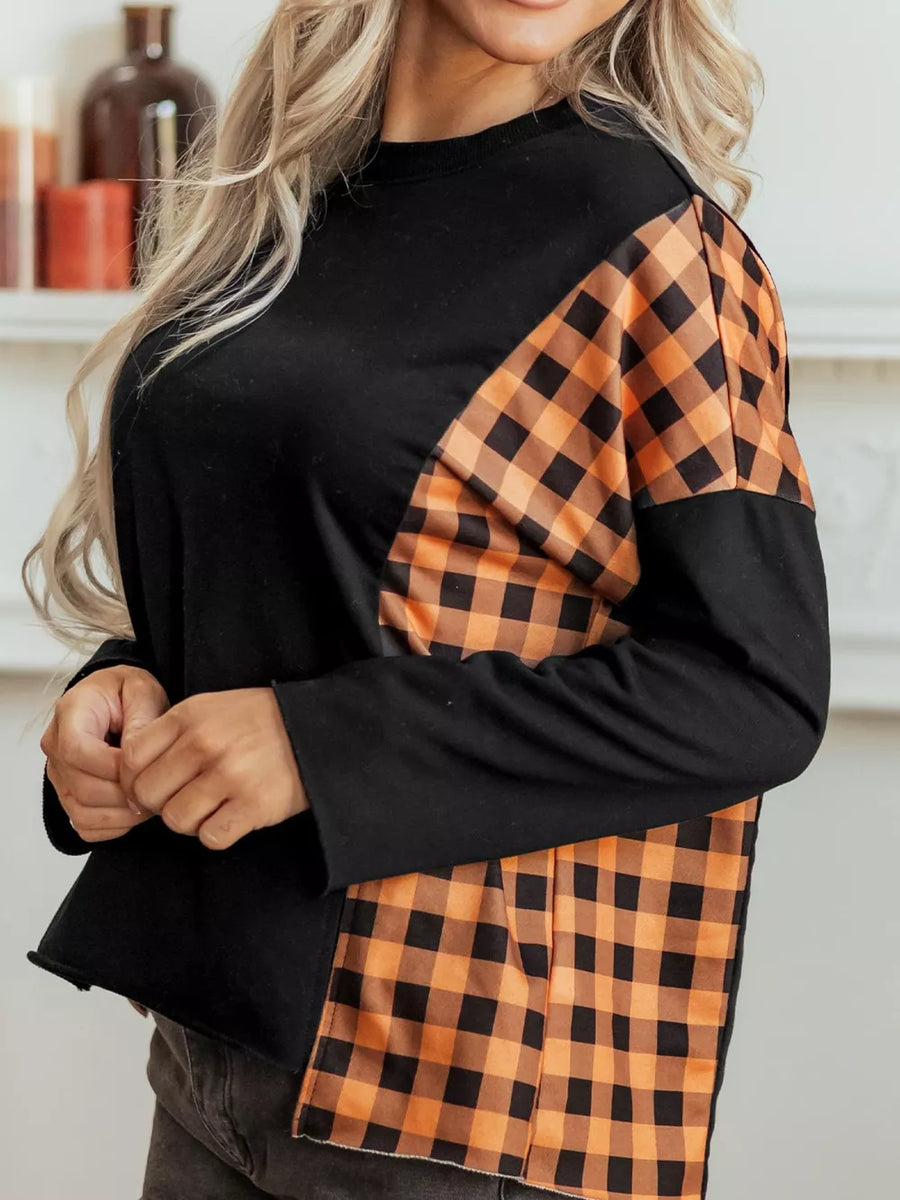 black t-shirt with hip-length and pullover