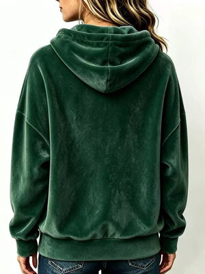 casual pullover hoodie in Black with hooded