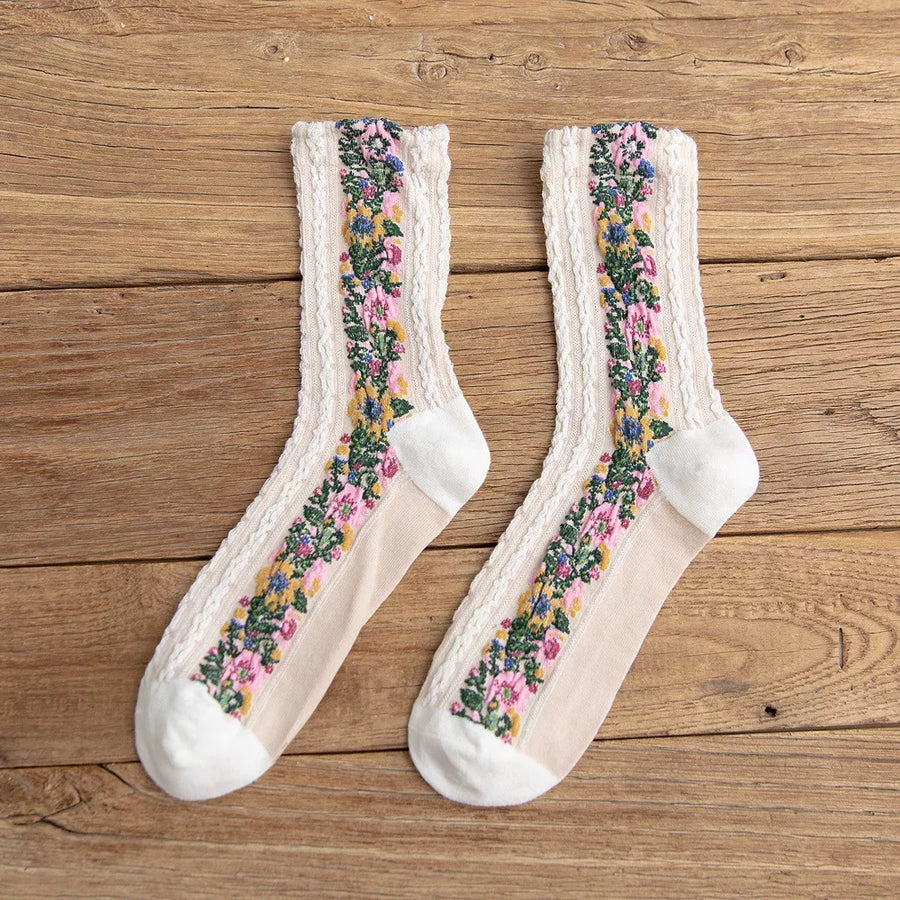 cotton Imported Size & socks in white with fitted silhouette