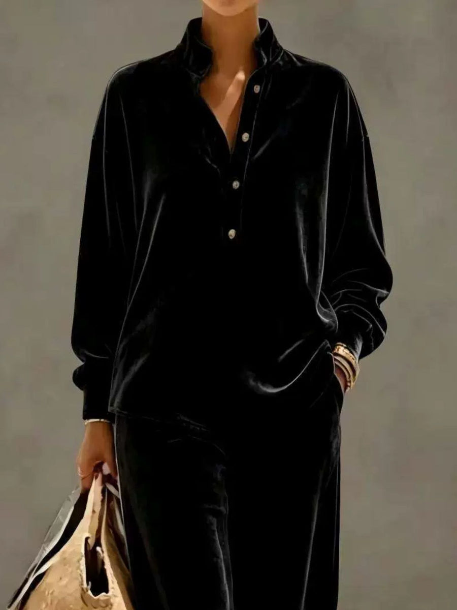 pajama set in White with buttoned and full-length