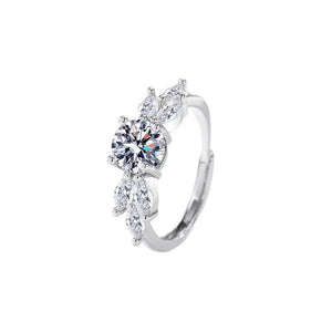 1 Carat 925 Sterling Silver Moissanite Ring in clear with adjustable