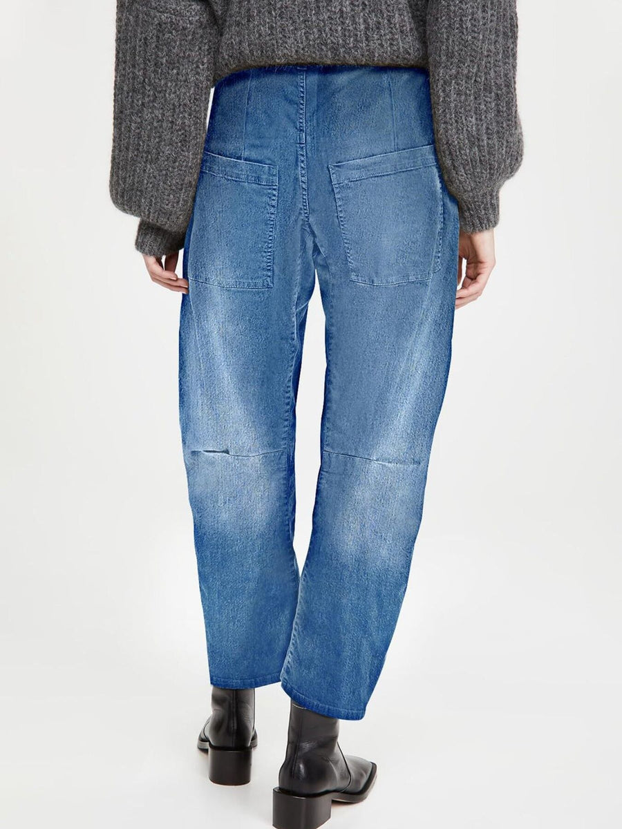 wide-leg jeans in Black with pocketed and ankle-length