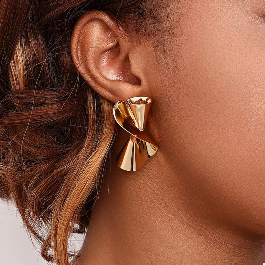 gold earrings