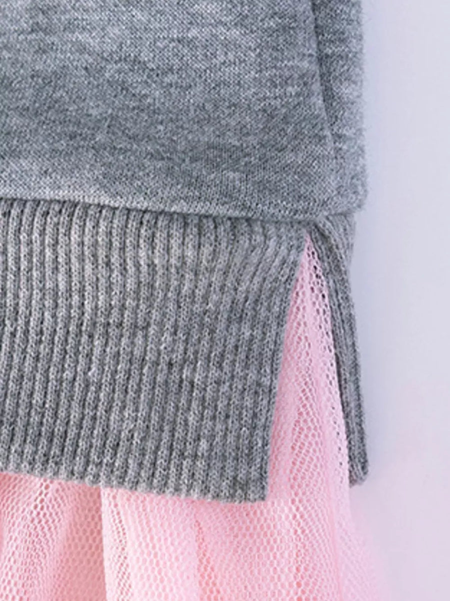 95%polyester, 5%spandex Care instructions: Machine wash cold dress in Gray with A-line silhouette
