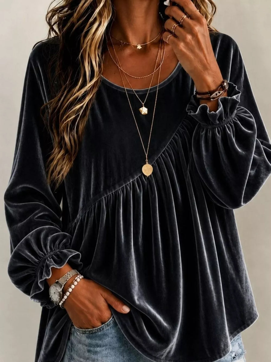 blouse in White with babydoll and hip-length