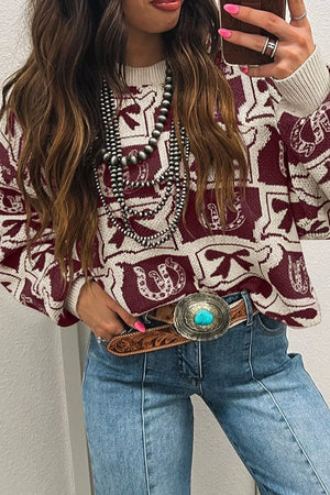 52% viscose, 26% polyester, 22% polyamide Care instructions: Machine wash cold pullover sweater in Burgundy with regular