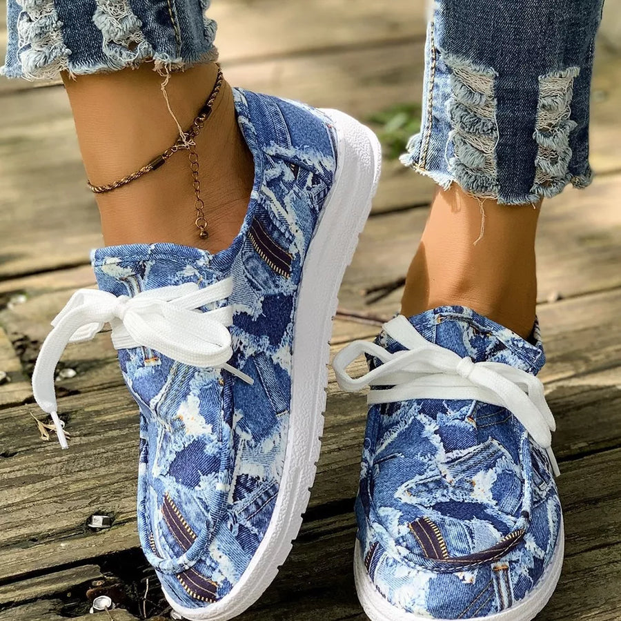 sneakers in Purple with round toe and not applicable
