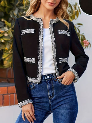 blazer in black featuring pocketed and fitted fit
