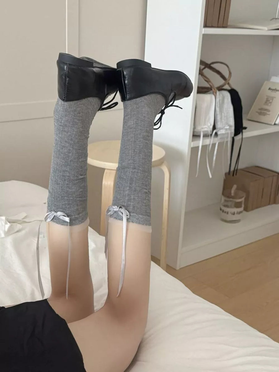 Ribbon Bow Detail Socks in White with ribbon detail