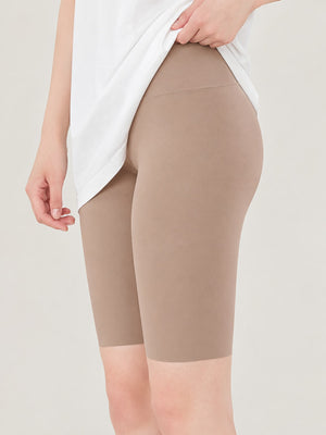 black bike shorts with bermuda and elastic