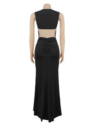 Black fitted bodycon dress with round neck