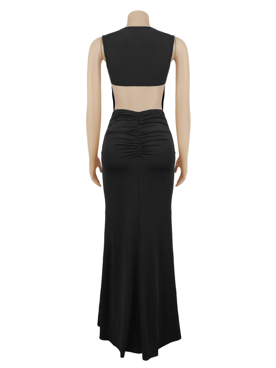 Black fitted bodycon dress with round neck