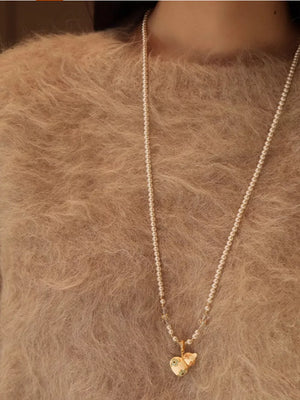ivory necklace with long and clasp
