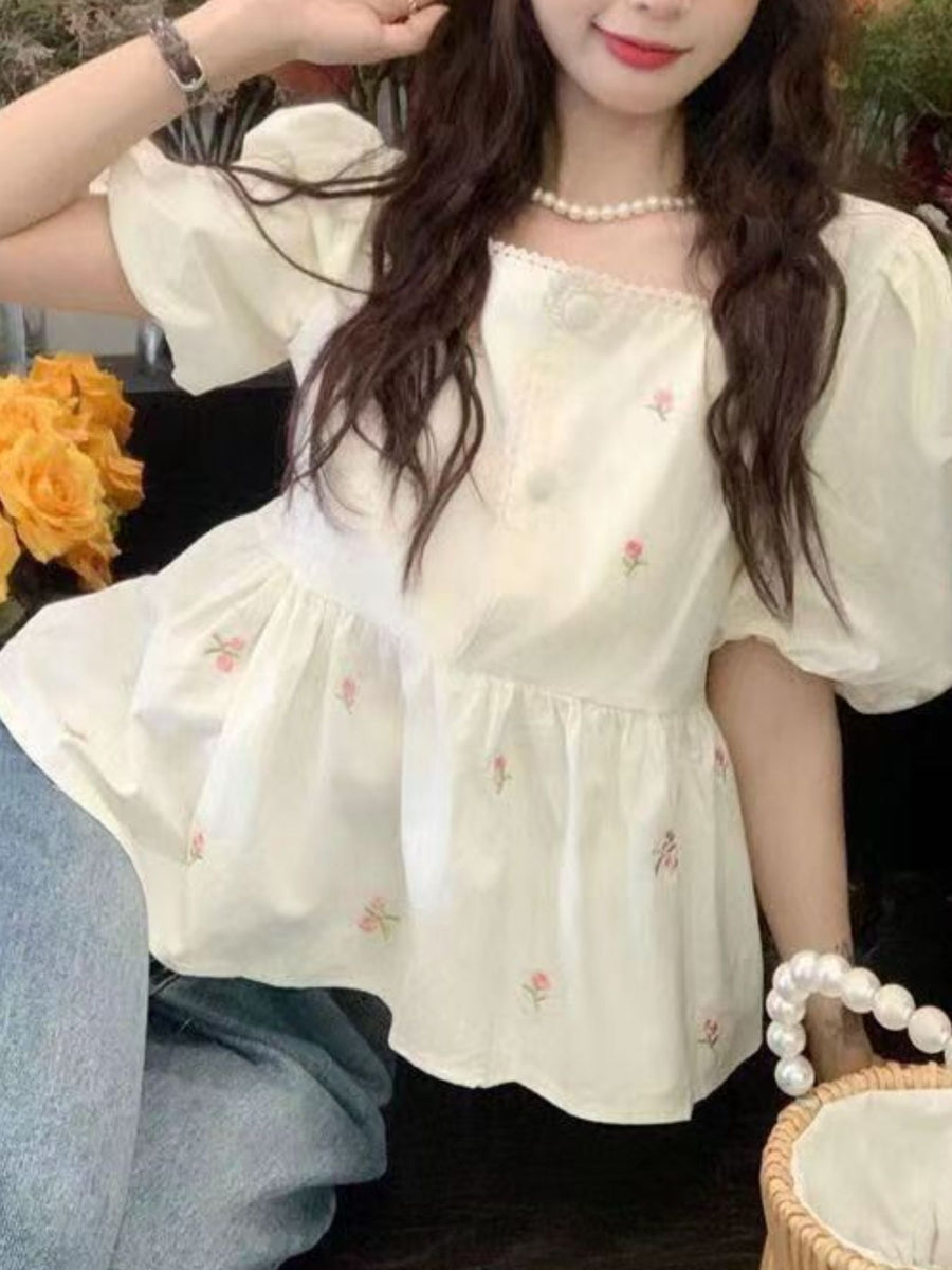 blouse in Picture Color with floral and peplum