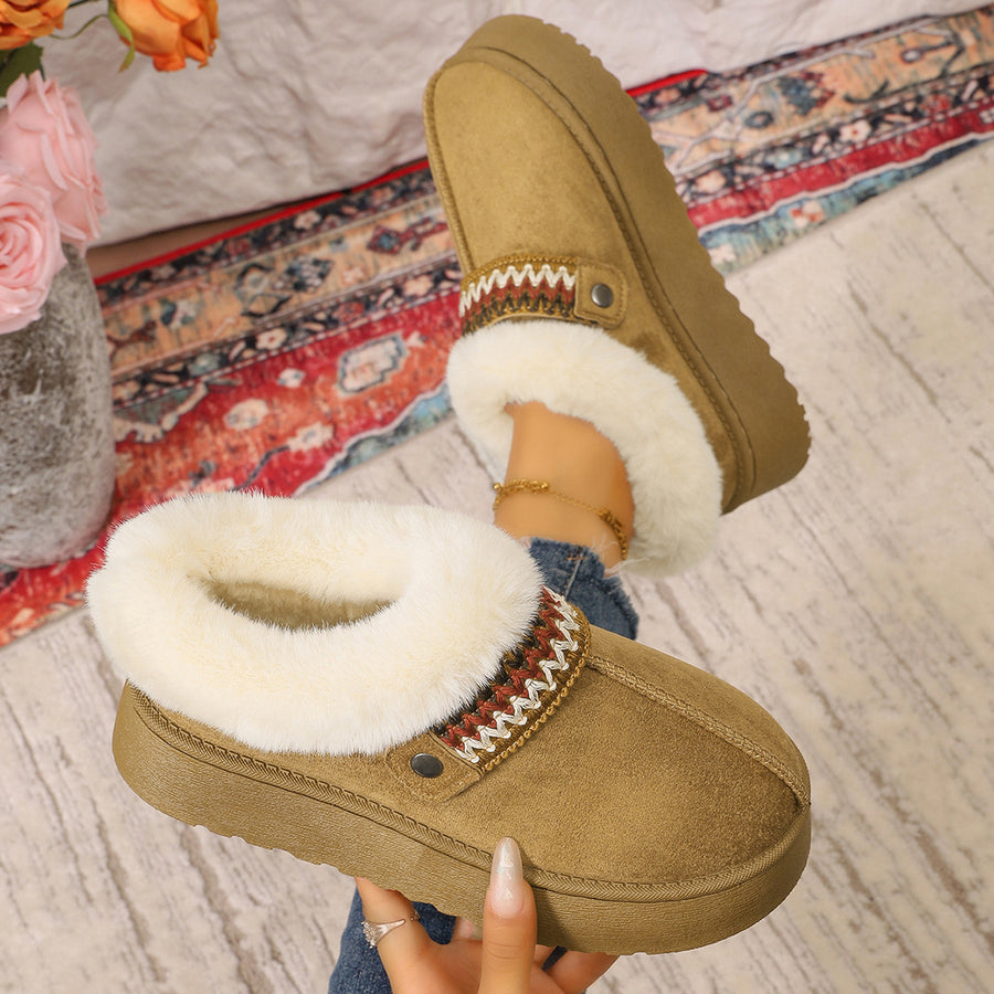 boots in Camel Color with faux fur lining and ankle-length