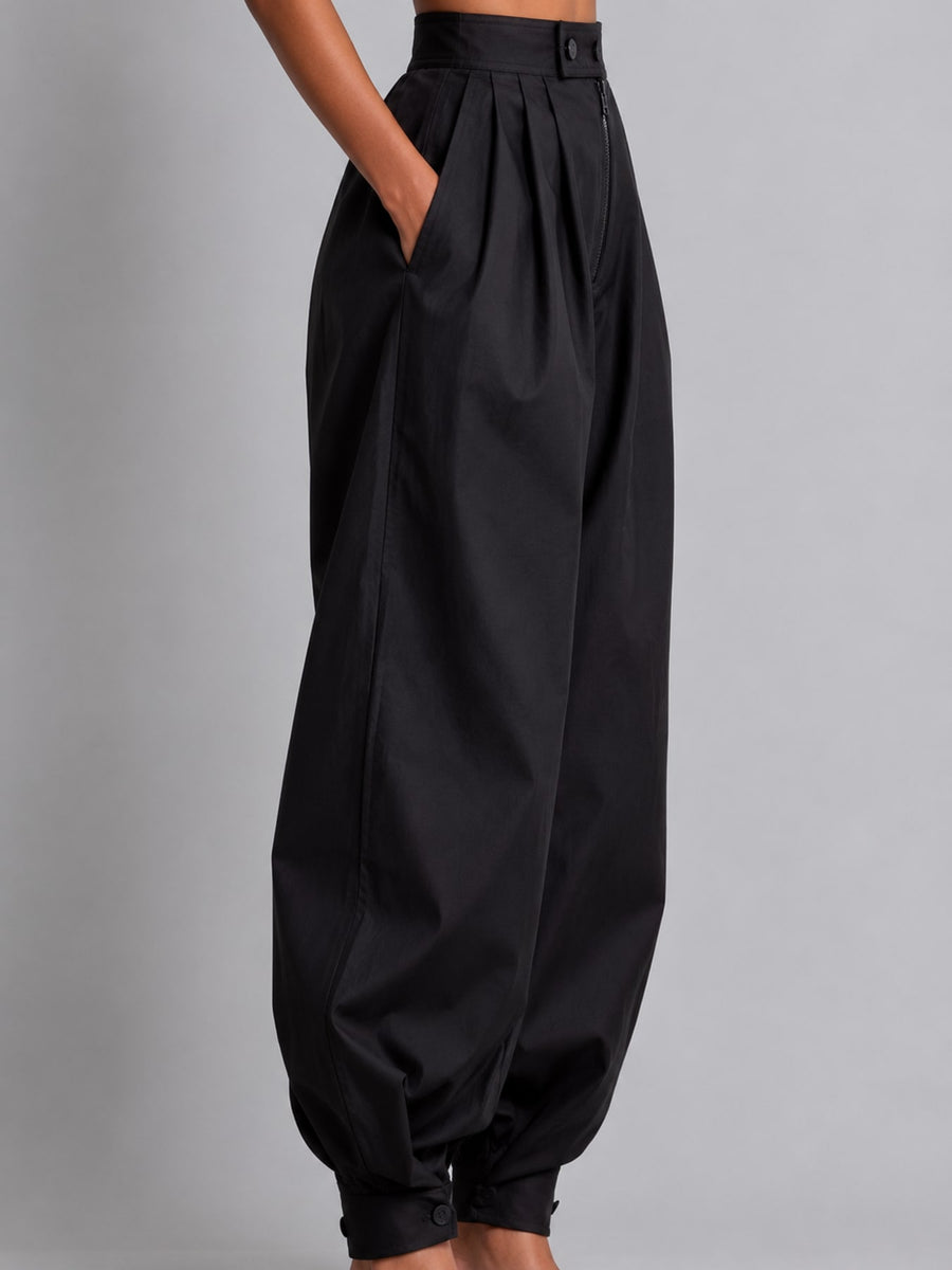 jeans in light wash blue with washed and full-length