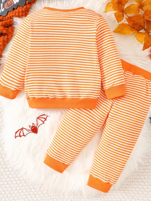 classic pajama set in white with crew neck