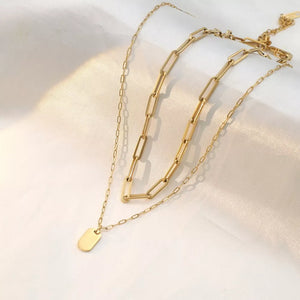 Gold with necklace with double layered 8