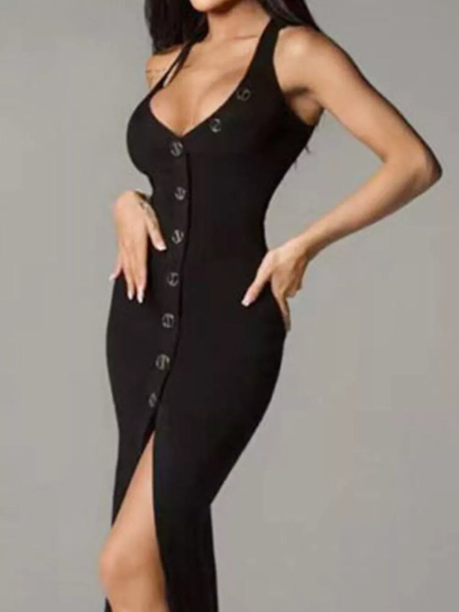 100% polyester Care instructions: Machine wash cold midi dress in Black with fitted silhouette