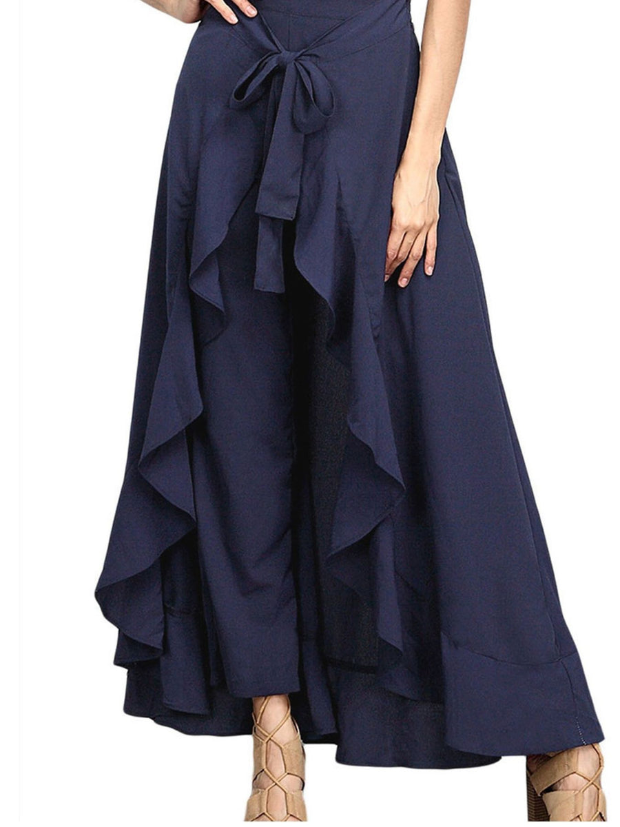 wide-leg pants in Gray with tied and full-length