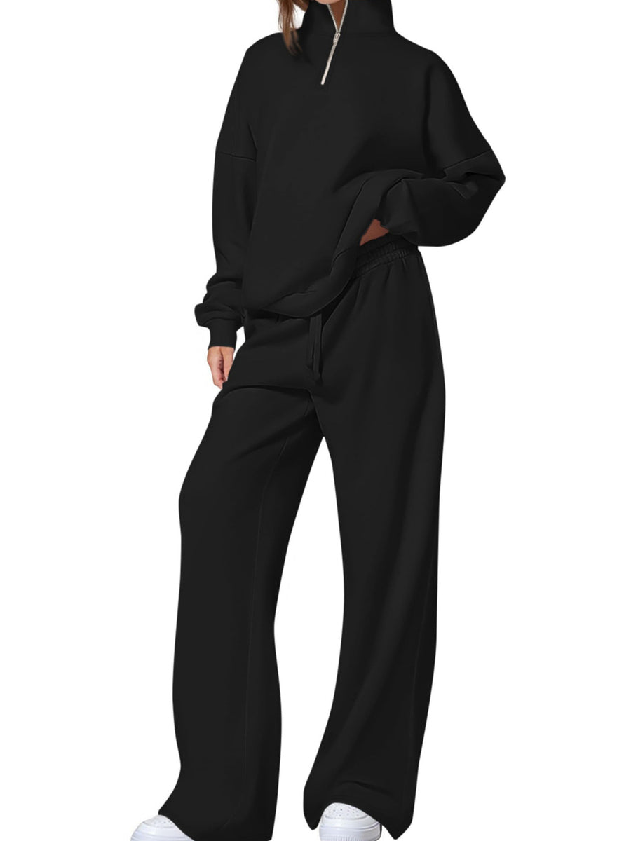 sweat set in Dark Brown with drawstring and hip-length
