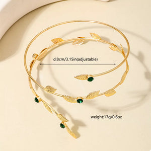 bracelet in Gold with leaf and rhinestone embellishment