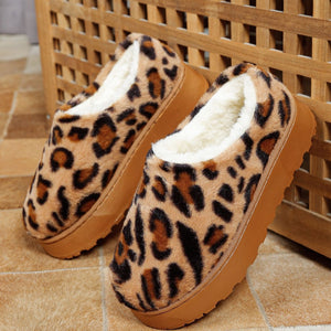 Leopard boots with low-cut and slip-on