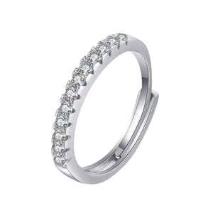925 Sterling Silver 0.3ct Moissanite Ring in silver with moissanite stones