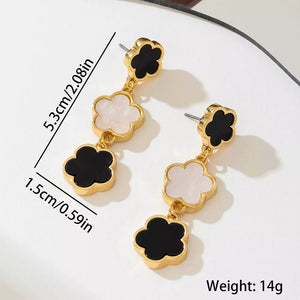 earrings in black with clover and drop design