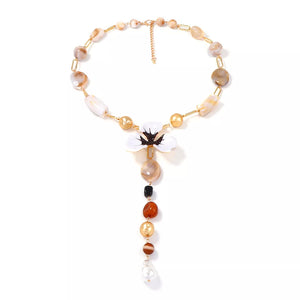 bohemian necklace in gold with N/A