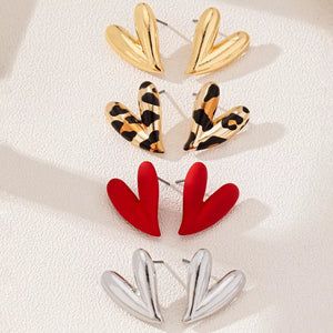 earrings in gold featuring heart-shaped and regular fit