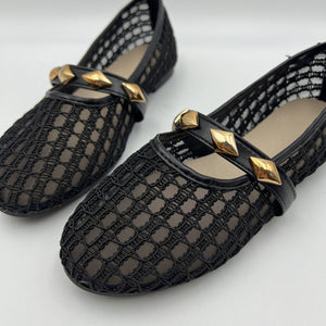 flats featuring geometric in black with Mesh,Rubber Imported Size & texture