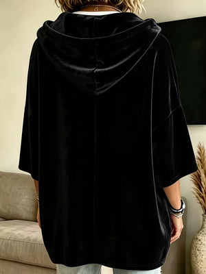 Black relaxed pullover hoodie with hooded