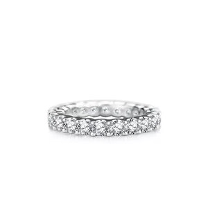 925 Sterling Silver Moissanite Ring in silver with moissanite stones