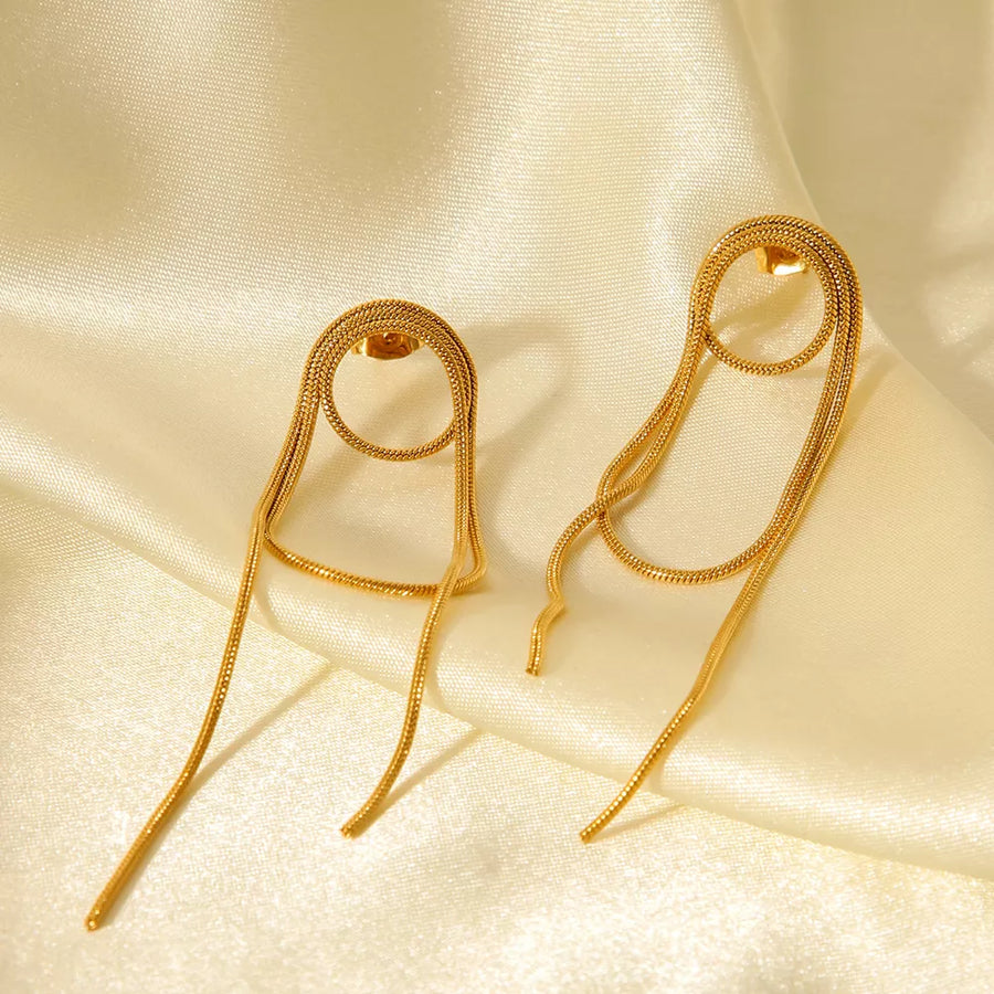 earrings in Gold with gold-plated and long
