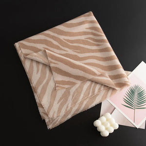 Khaki zebra stripe wool scarf with fringed edges