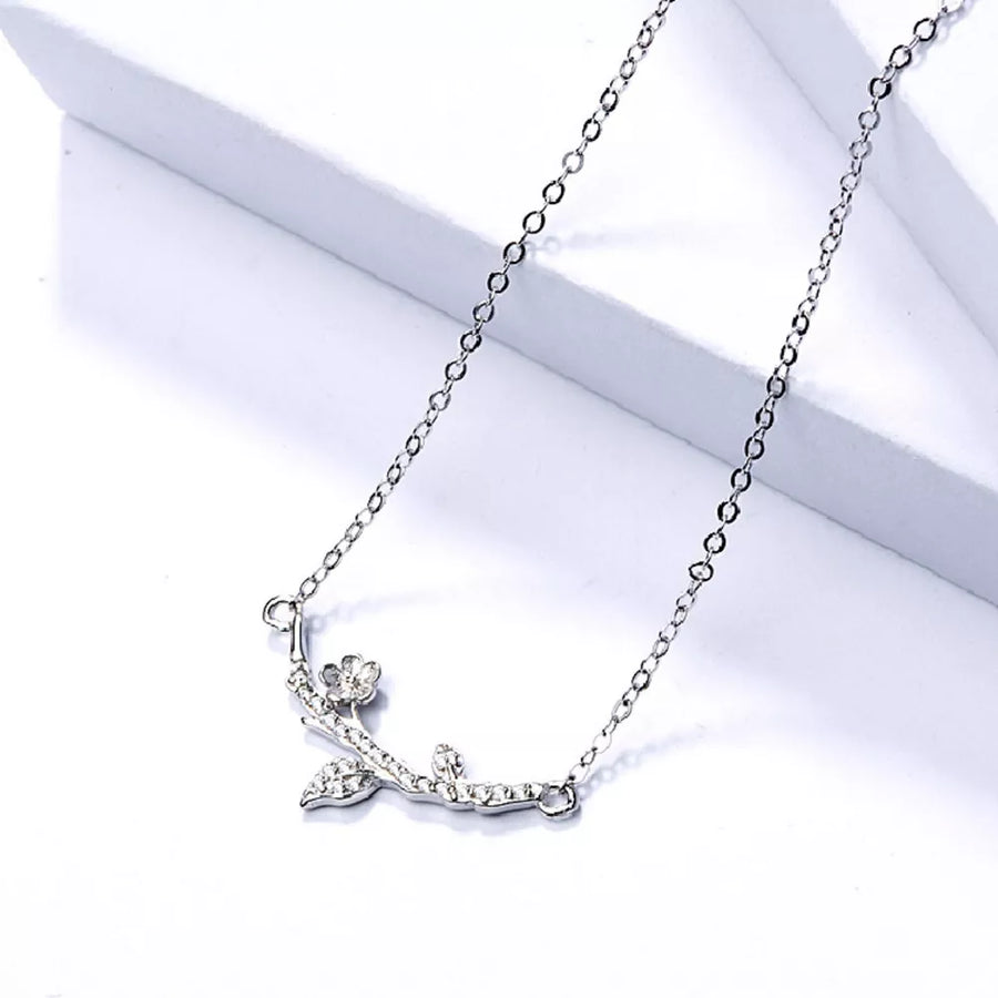 925 sterling silver,Zircon Care instructions: Avoid wearing during exercise, as necklace in Silver with straight silhouette