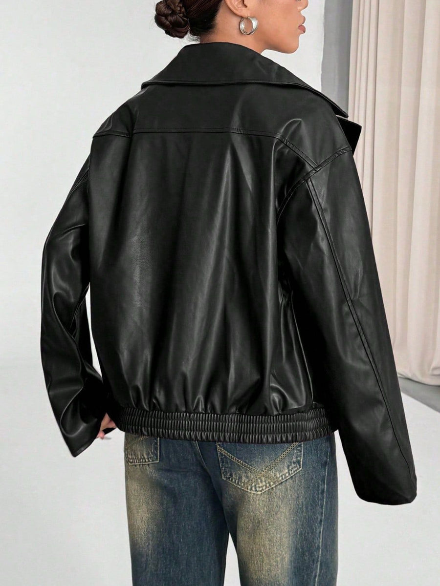 black moto jacket with pocketed and long sleeve