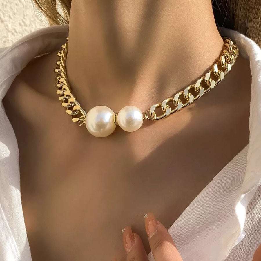 Synthetic Pearl,18K Gold-Plated,Aluminum Care instructions: Avoid wearing during necklace in Gold with fitted silhouette