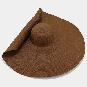 Oversized Wide Brim Straw Sun Hat in Green with wide brim