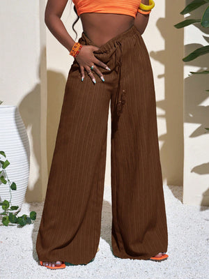 wide-leg pants in Brown with drawstring waist and full-length