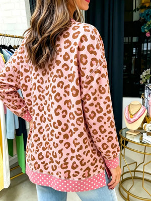 Khaki sweatshirt with hip-length and pullover